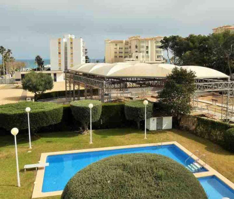 Lovely 2 Bedroom Apartment 2Nd Line To Beach البير المظهر الخارجي الصورة